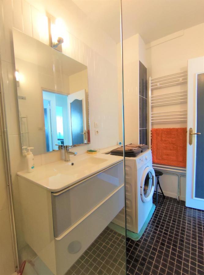 Appartement T3 Lumineux Et Tout Confort De 72 M2 Avec Parking Privatif ลาโรแชล ภายนอก รูปภาพ