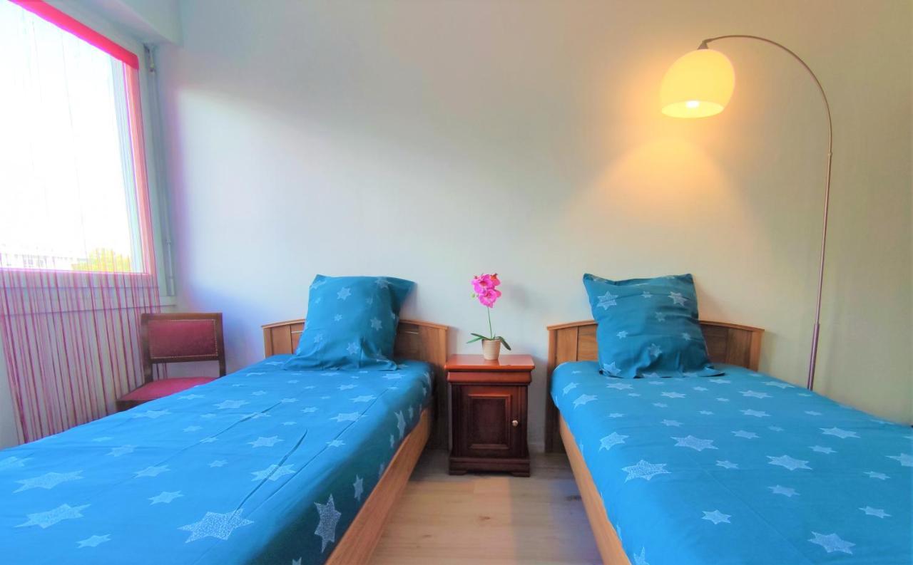Appartement T3 Lumineux Et Tout Confort De 72 M2 Avec Parking Privatif ลาโรแชล ภายนอก รูปภาพ