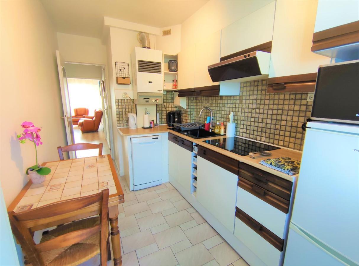 Appartement T3 Lumineux Et Tout Confort De 72 M2 Avec Parking Privatif ลาโรแชล ภายนอก รูปภาพ