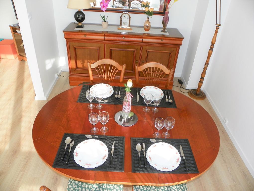 Appartement T3 Lumineux Et Tout Confort De 72 M2 Avec Parking Privatif ลาโรแชล ภายนอก รูปภาพ