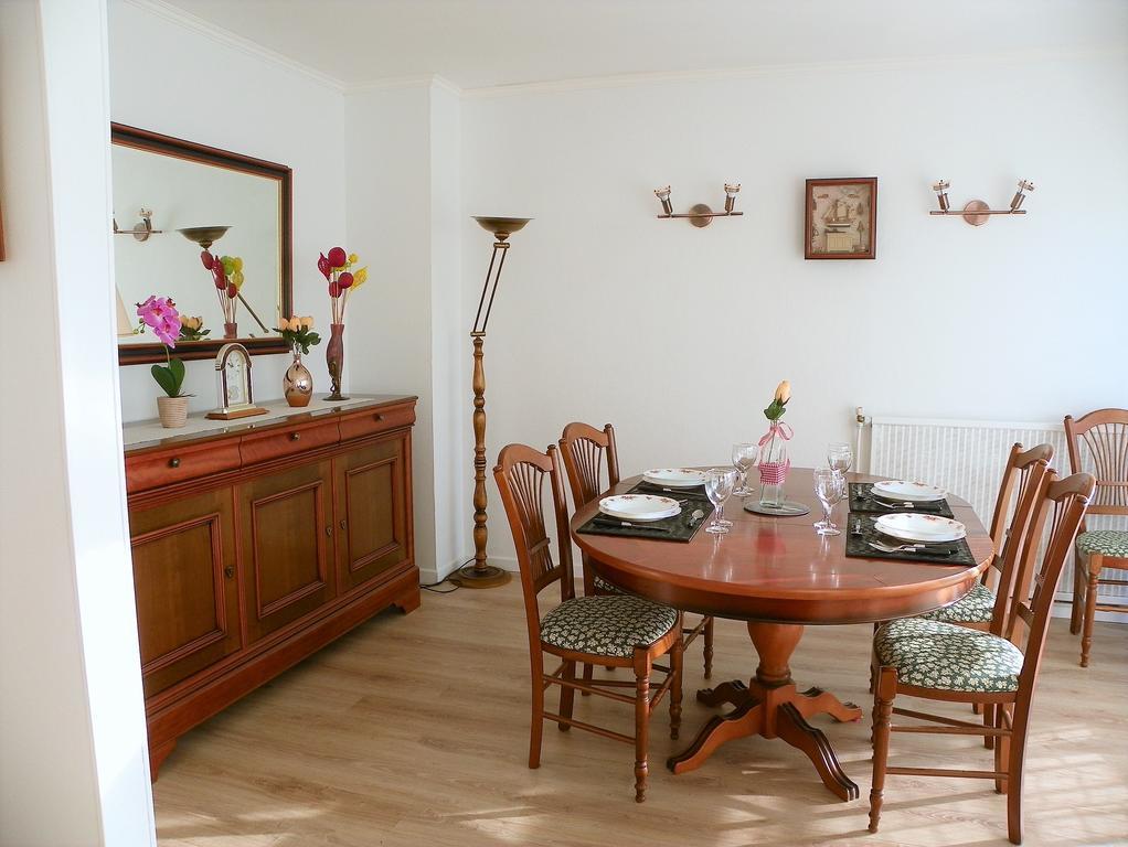 Appartement T3 Lumineux Et Tout Confort De 72 M2 Avec Parking Privatif ลาโรแชล ภายนอก รูปภาพ